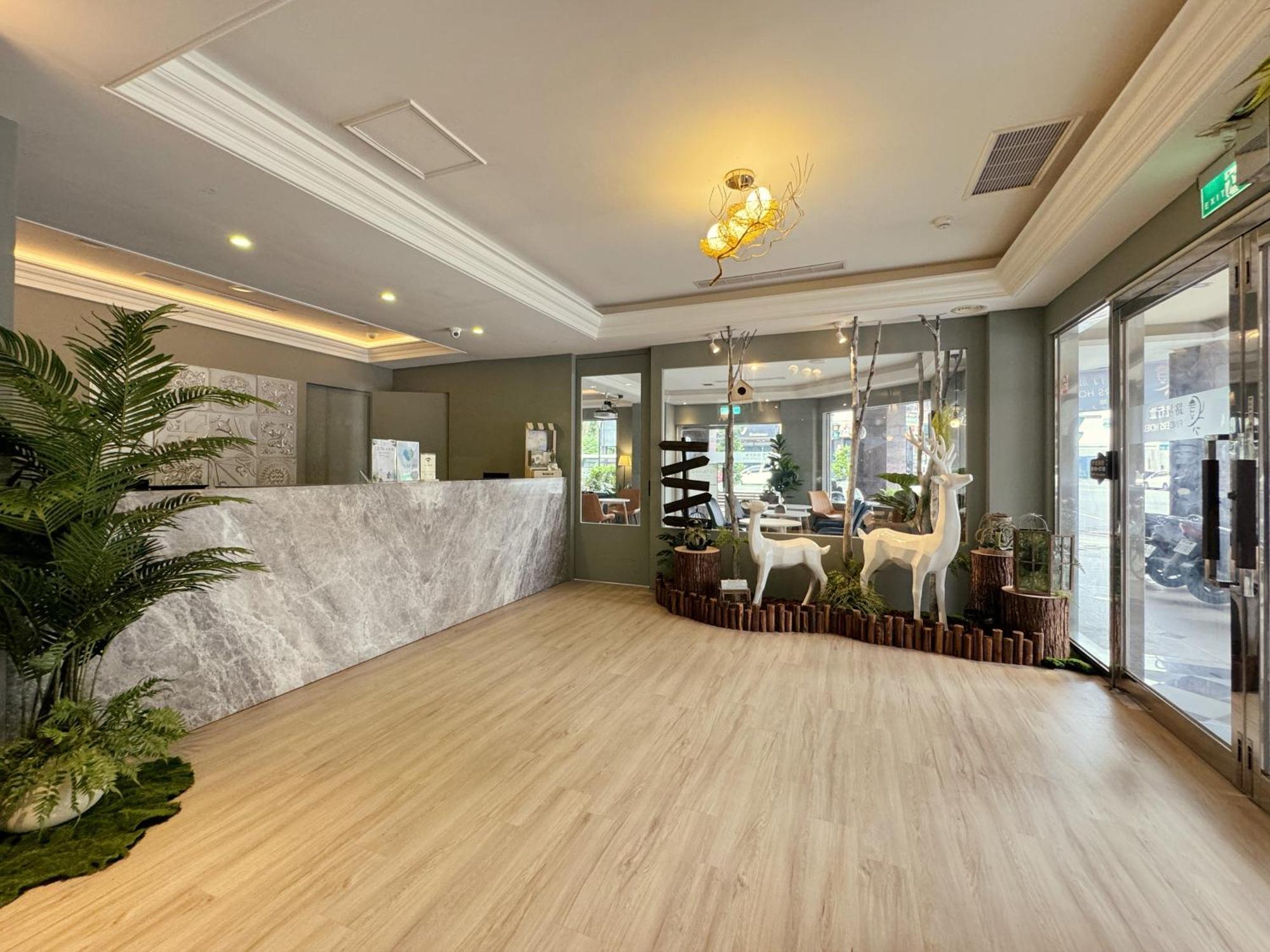 Finders Hotel Hualien Station Ngoại thất bức ảnh