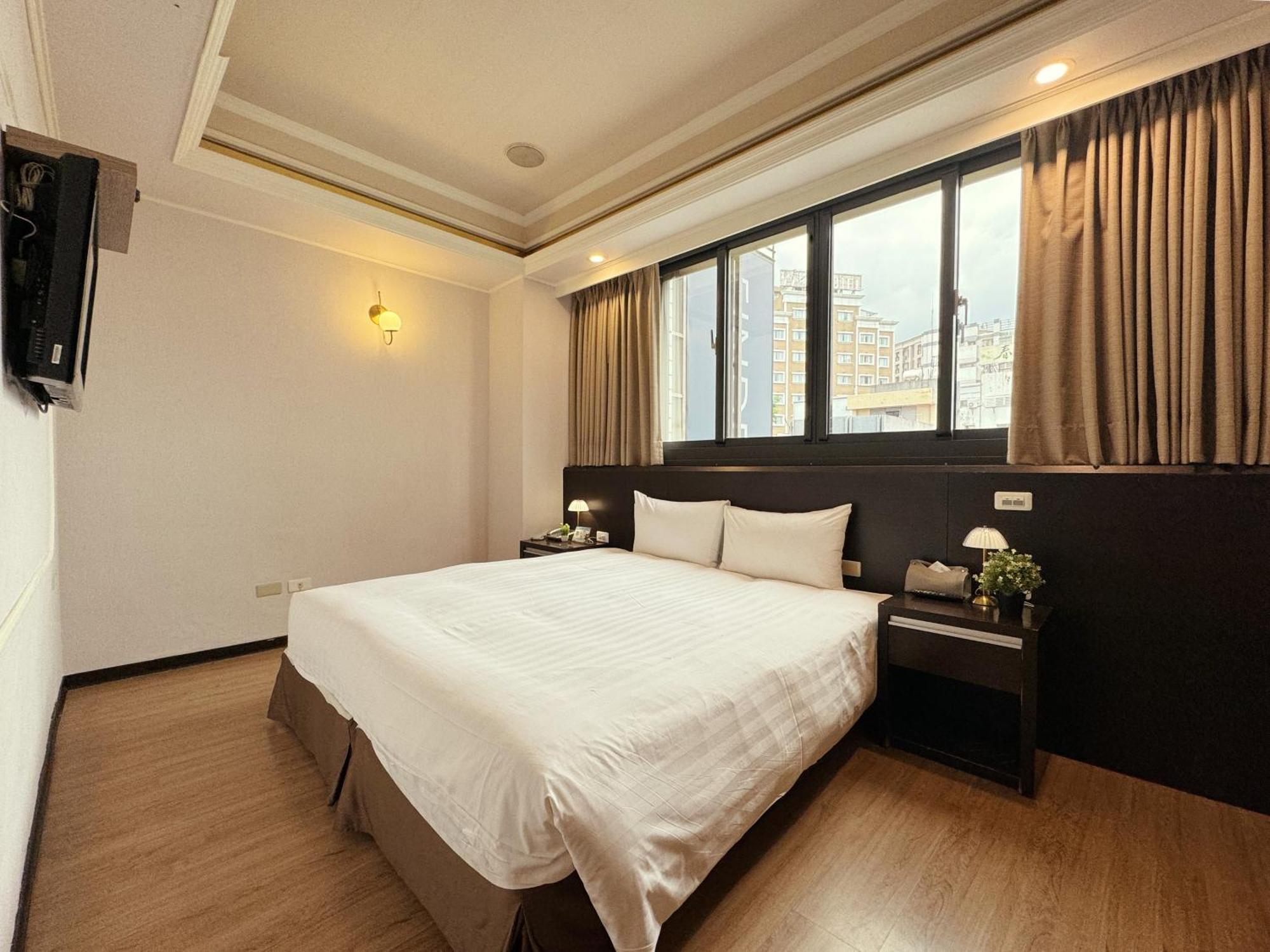 Finders Hotel Hualien Station Ngoại thất bức ảnh